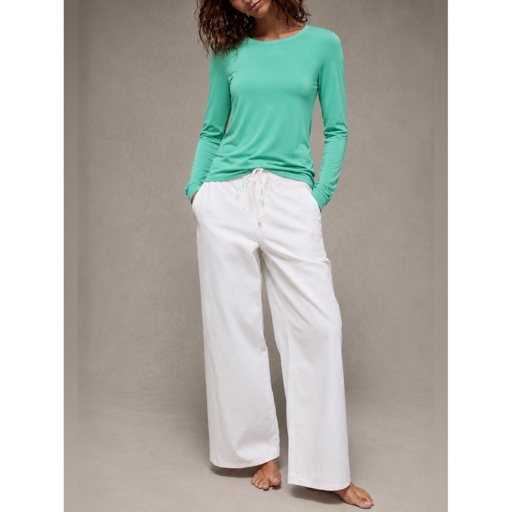 J. Crew Green Perfect Fit Long Sleeve Crewneck Shirt